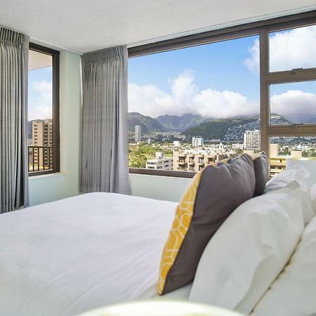 The Pineapple Suite At The Waikiki Banyan Honolulu Exterior foto